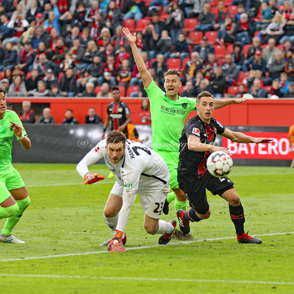 Bayer 04 Leverkusen vs Hannover 96